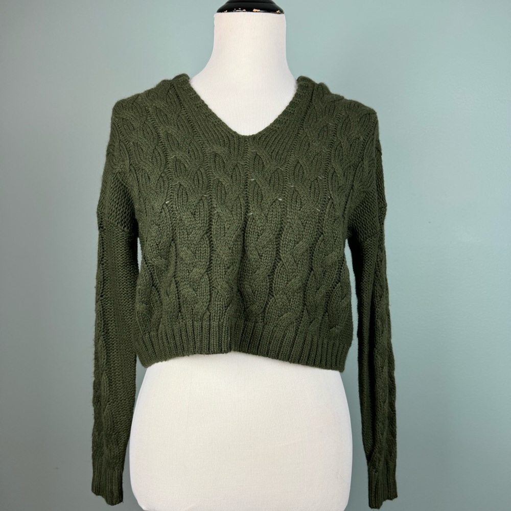 Cropper Sweater
